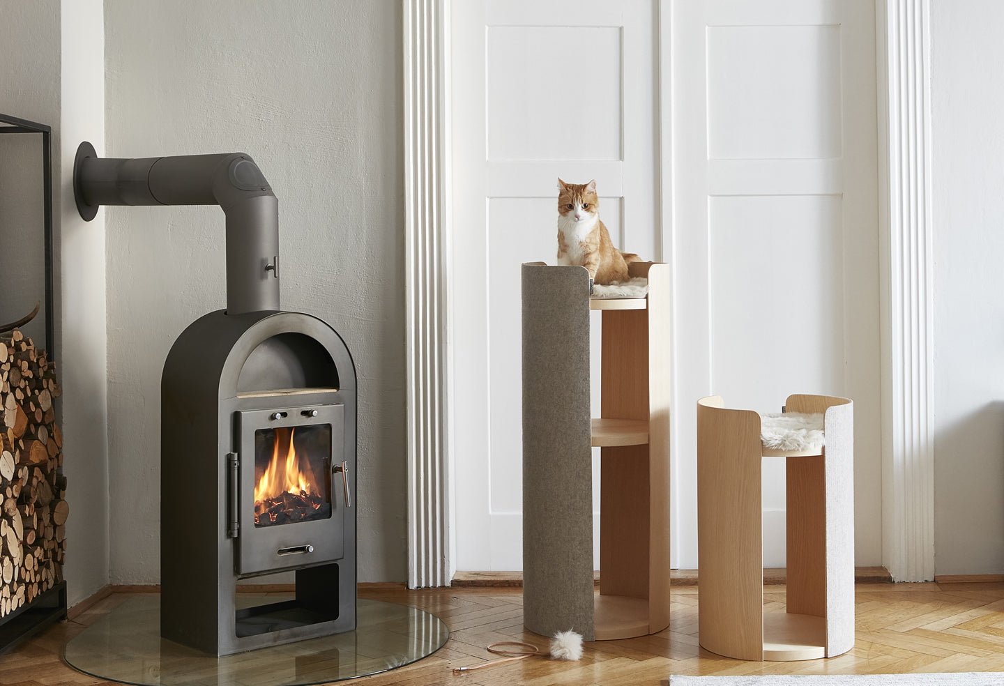 Modern Torre Cat Scratching Post With Cushion- Natural - Image 5