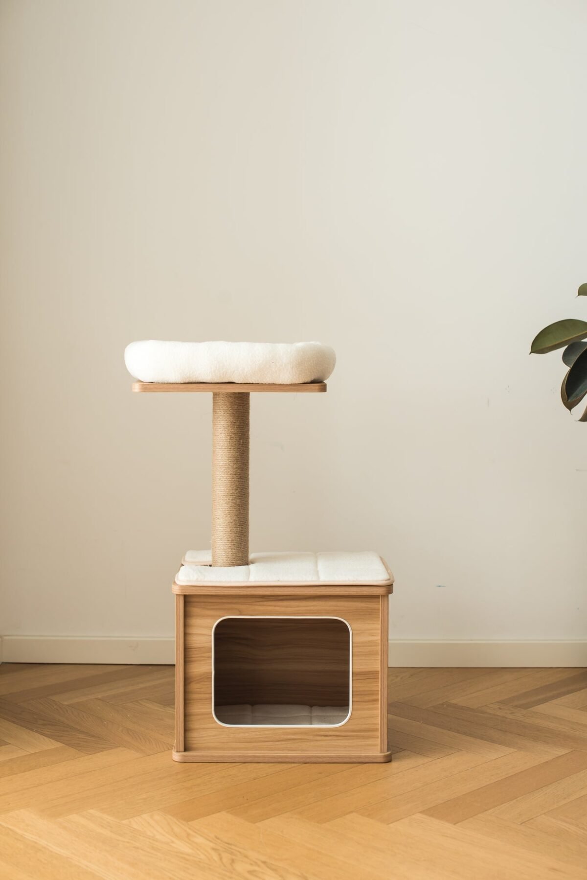 Cedar Cat Tree Condo - Image 6