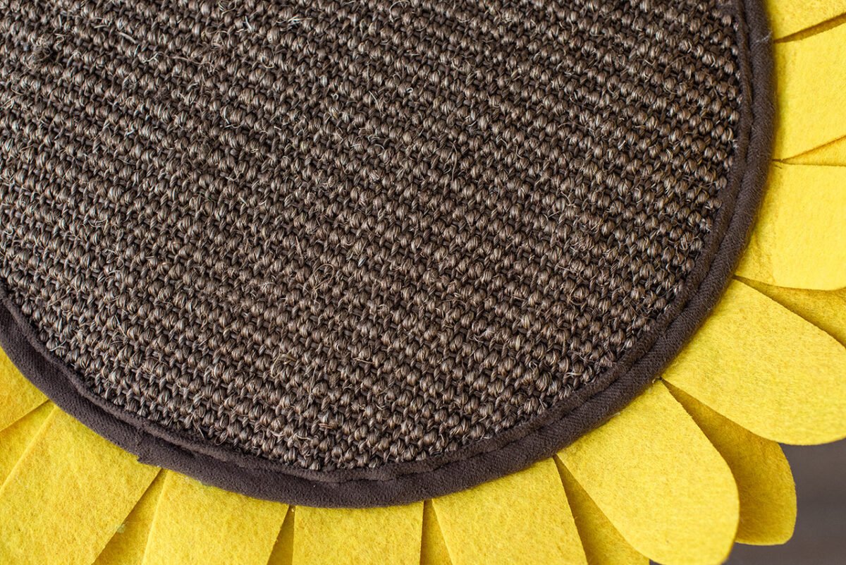 Sunflower Cat Scratcher - Image 9